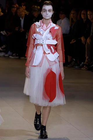 Look 16